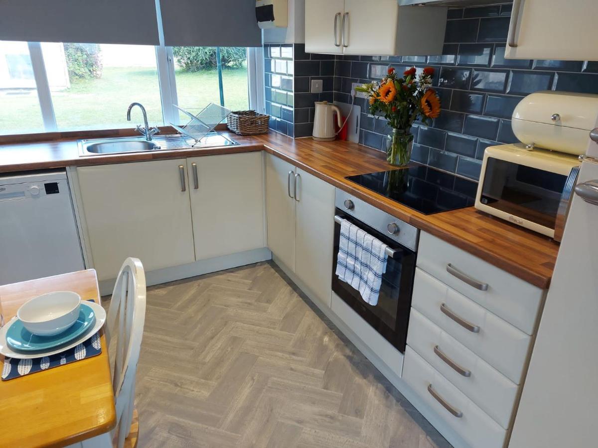 Galwad Y Mor A Coastal Escape In Pembrokeshire'S National Parks Villa Lamphey Bagian luar foto