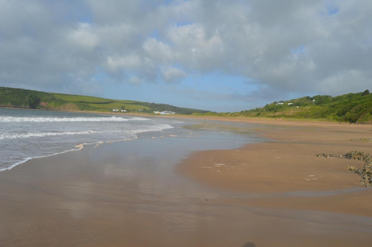 Galwad Y Mor A Coastal Escape In Pembrokeshire'S National Parks Villa Lamphey Bagian luar foto